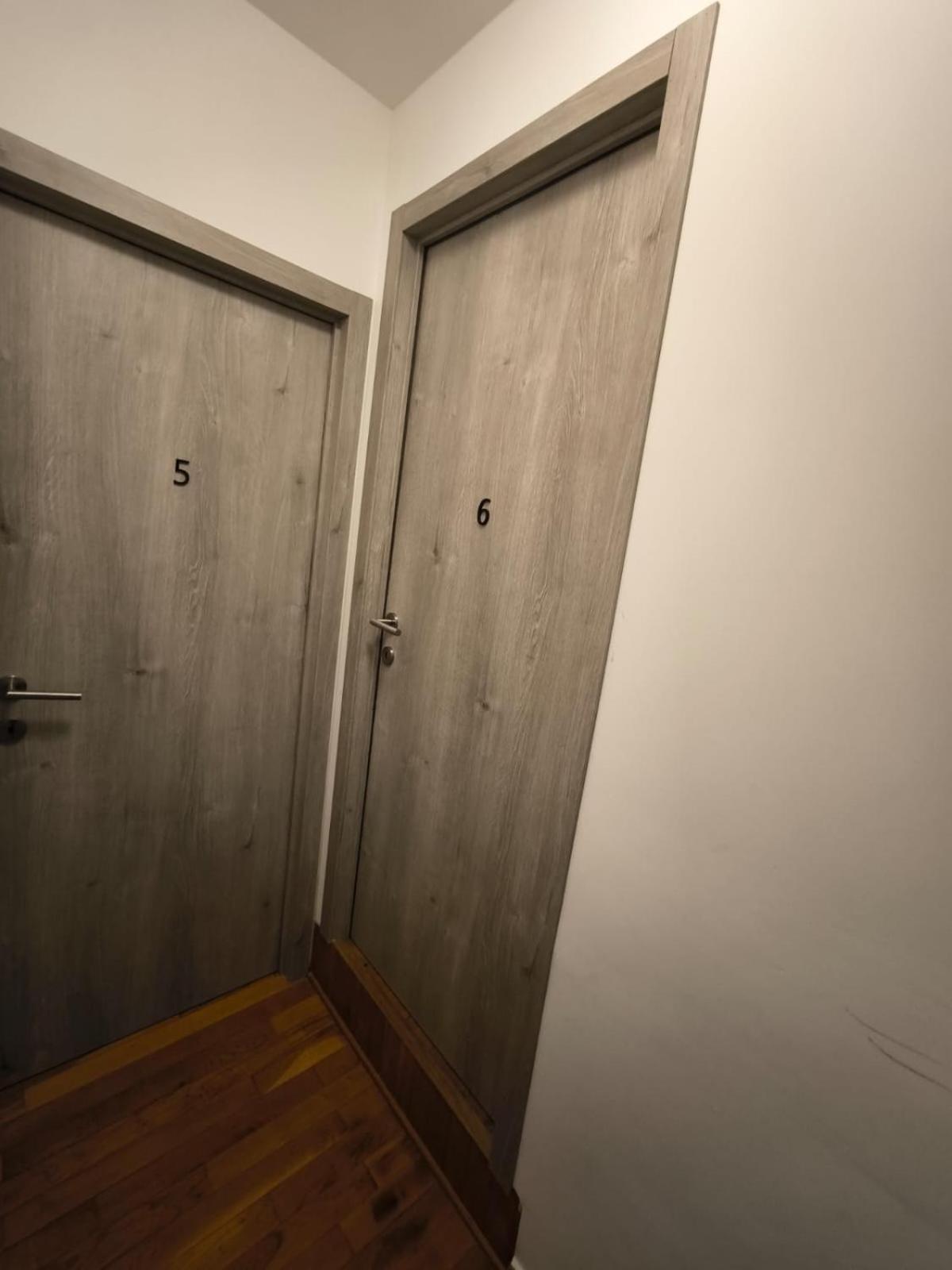 Belle De Luxe Avec 8 * Charleroi